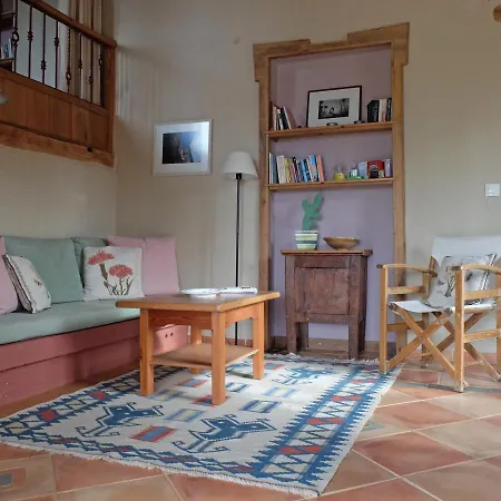 To The Garden Casa rural Angairiá