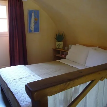 To The Garden Country house Aliki (Paros)