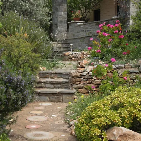 To The Garden Aliki (Paros)