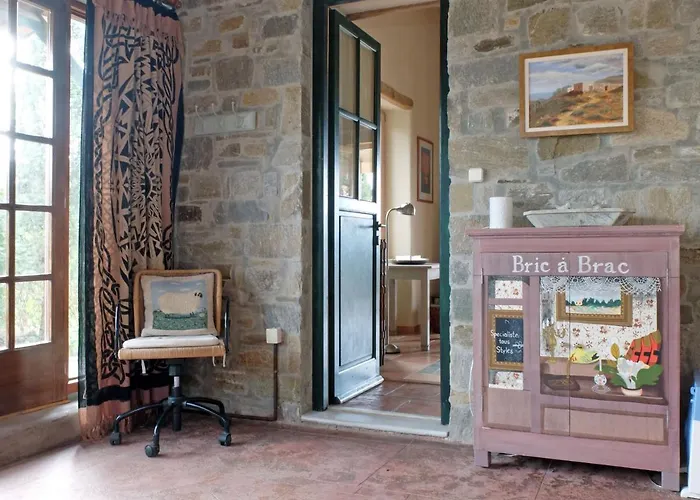 Country house To The Garden Angairia