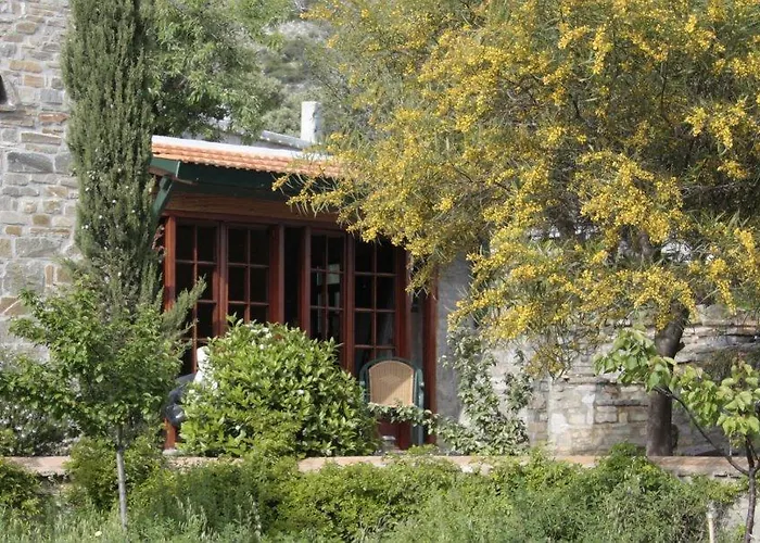 Country house To The Garden Angairia